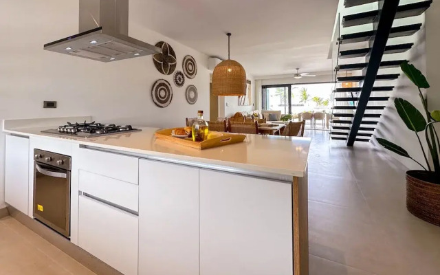 Luxury Penthouse 3 Bedroom Ocean Views