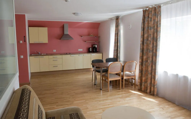 Pilve Apartment Hotel