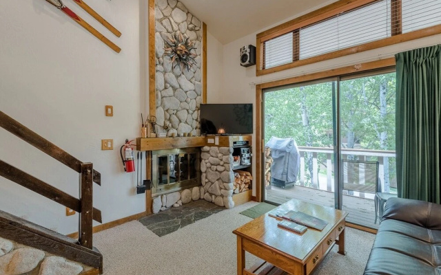 Snowrun Minium 8 1 Bedroom Condo