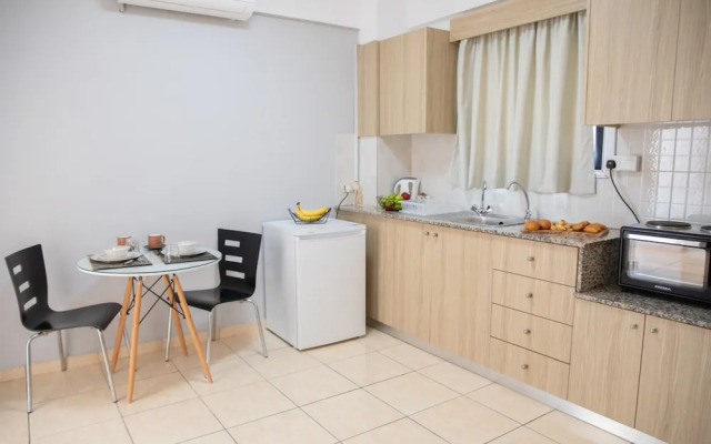 Valentina Coastal Suites in Central Paphos 3