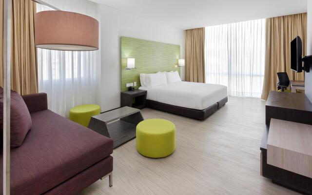 Holiday Inn Express Cartagena Bocagrande, an IHG Hotel