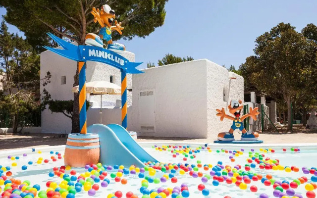 Invisa Hotel Club Cala Blanca