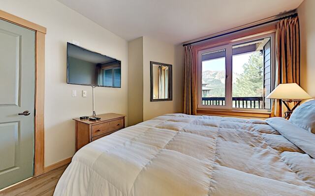 444jspgs 1 Bedroom Condo