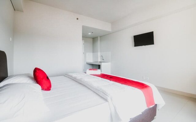 RedDoorz Apartment near Summarecon Mall Serpong
