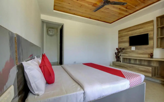 OYO Flagship 80477J Hotel Mount Delight