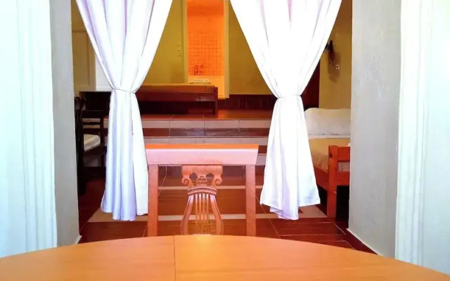 Loukas Kontos Traditional House