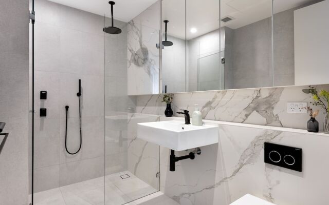 The Horizon Apartments by Urban Rest