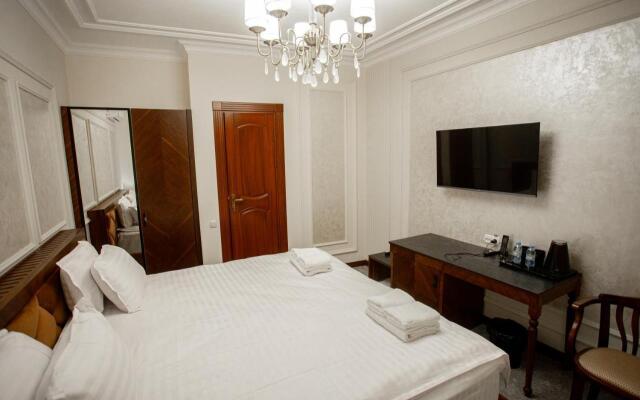 Sand Hill Hotel