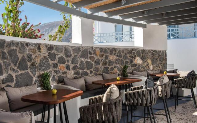 Santorini Kastelli Resort