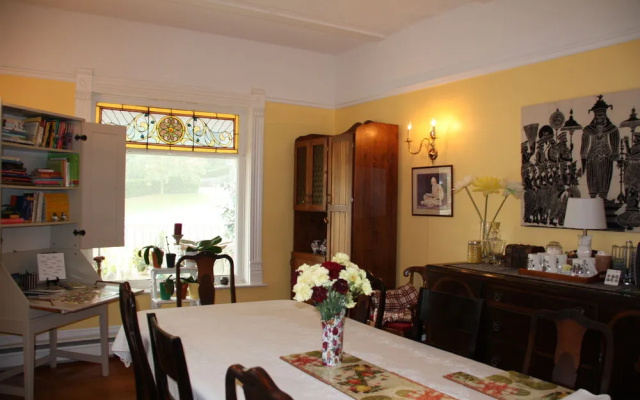 The Victorian Inn