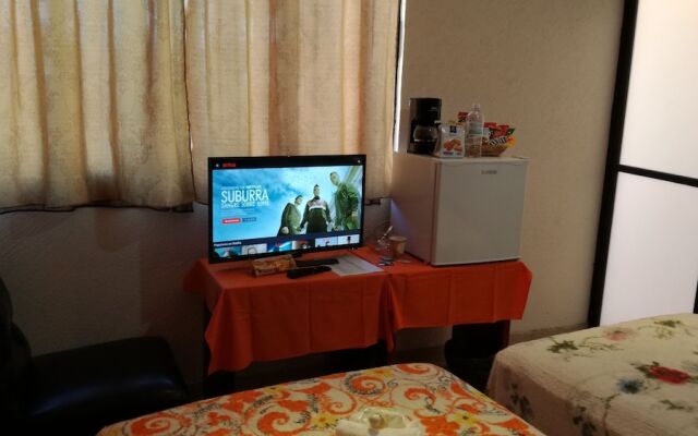 Posada De Santa Rosa Bed and Breakfast