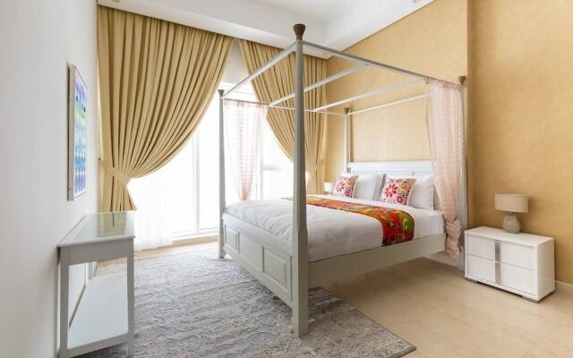 Unique Designer-inspired 3BR in Downtown Dubai