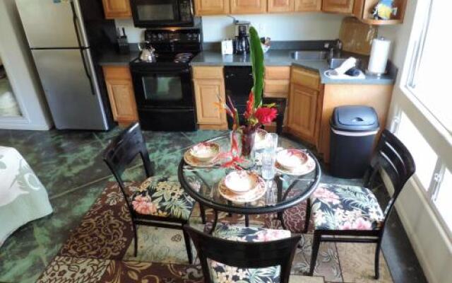 Hale Pua Villa - Hibiscus Suite