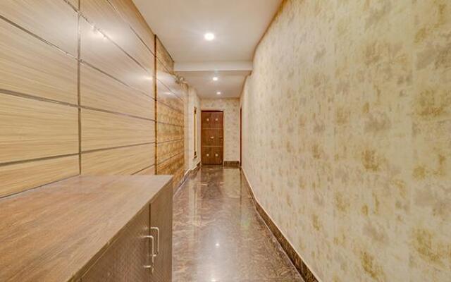 Fabhotel Ira International