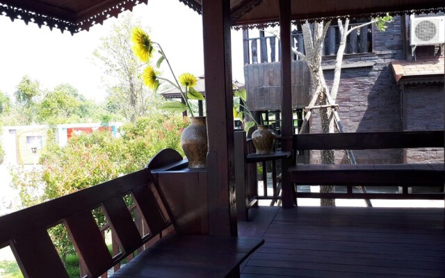 Baanpakhernfah Rukkatawan Resort