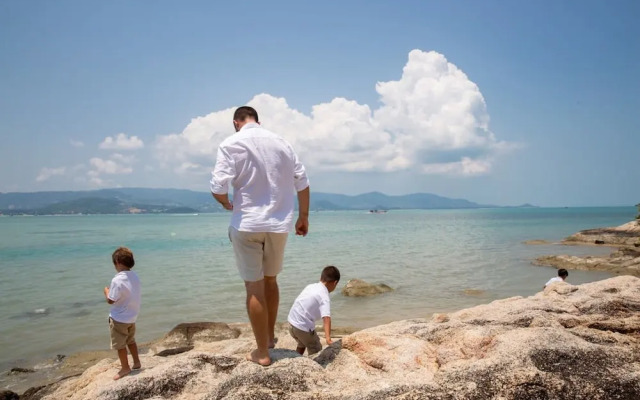 Solaris 3-bedroom Beachfront Villa in Koh Samui