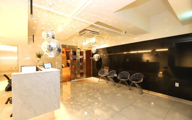 Hotel Lesign