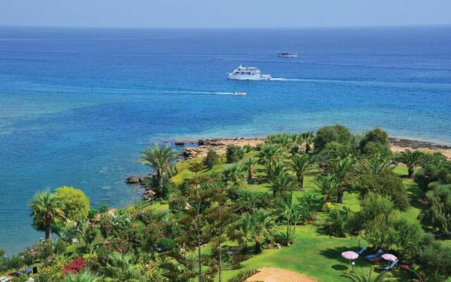 Crystal Springs Beach Hotel