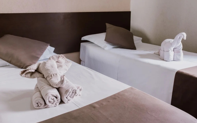 Alzira Granada Hotel