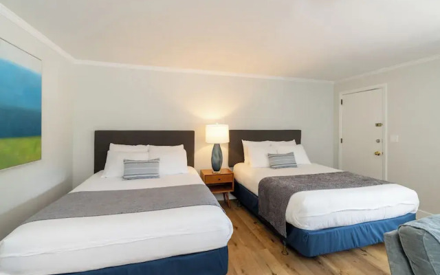 Iron Masters - Inn on Main