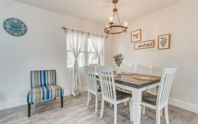 Modern Pensacola Home ~ 6 Mi to Beach!