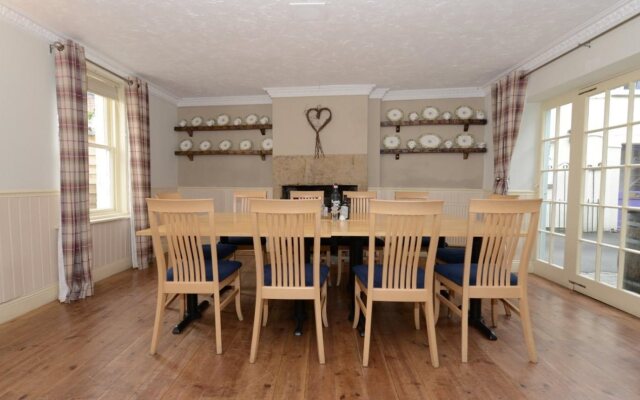 Ilchester Arms