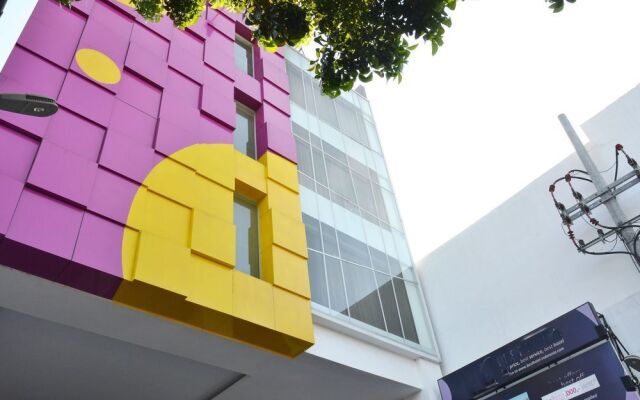 ZEN Rooms Basic Kedung Sari Wonorejo