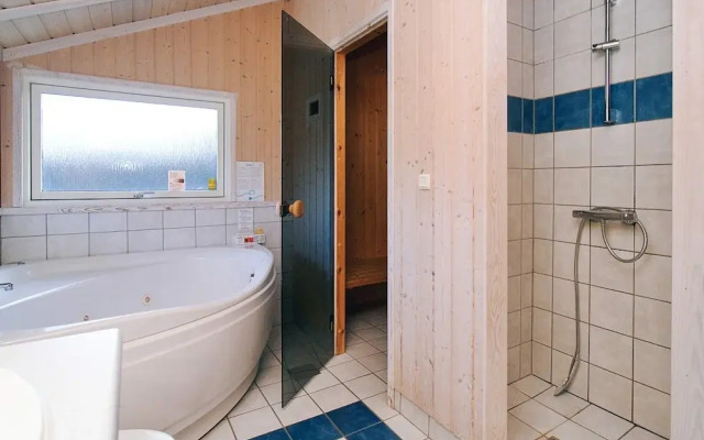 Cozy Holiday Home in AsnÃ¦s near Fishing