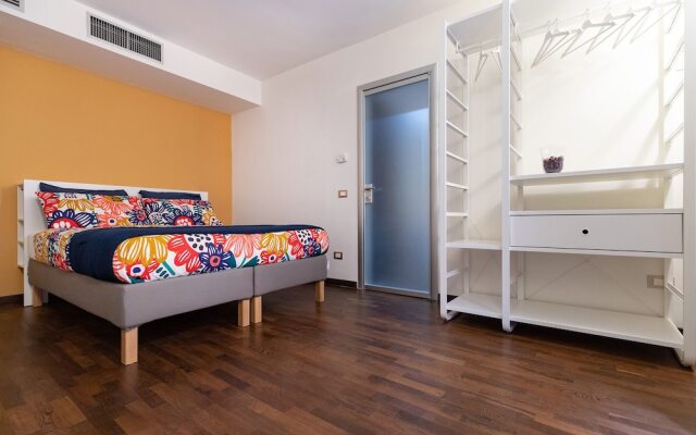 Dimora degli Artisti Apartments