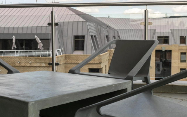 The Apex on Smuts Luxury Apartments