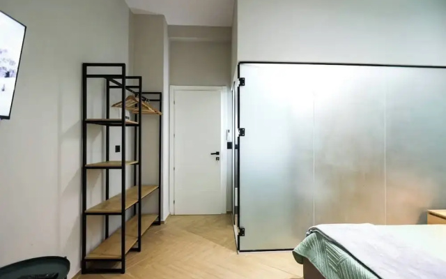 Grandstay Central 103