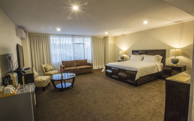Roles Hotel