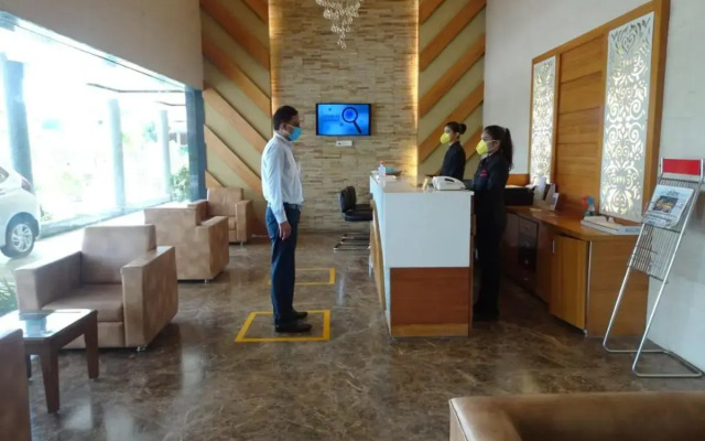 Hotel Kanha’s Palm Springs