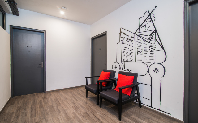 OYO Rooms Near Galleria Market