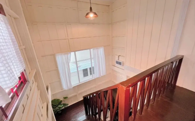 White & Green Boutique Homestay
