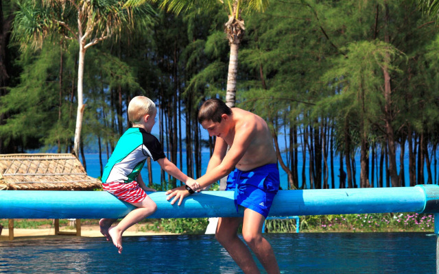 Splash Beach Resort