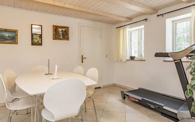 6 Person Holiday Home in Rodby