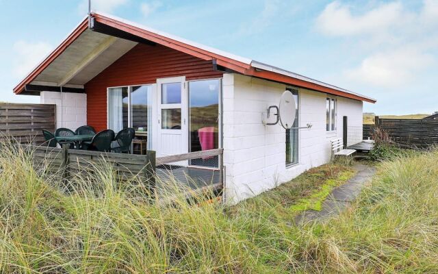 Traditional Holiday Home in Jutland With Roofed Terrace