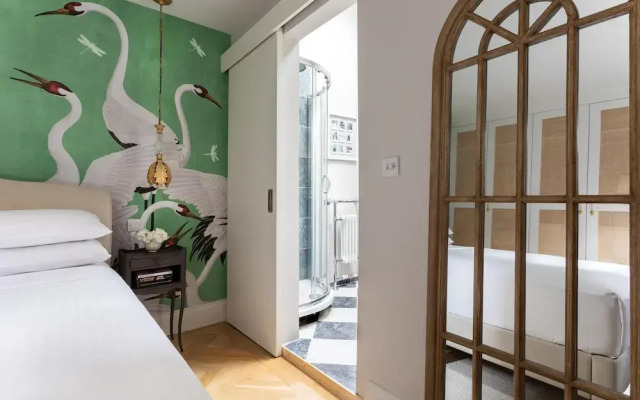 Macfarlane Road II by Onefinestay