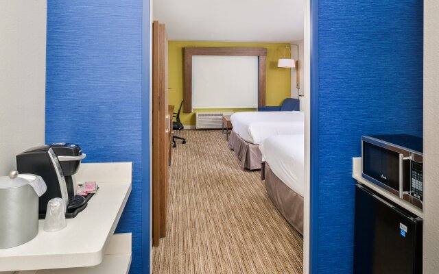 Holiday Inn Express & Suites Ogallala, an IHG Hotel