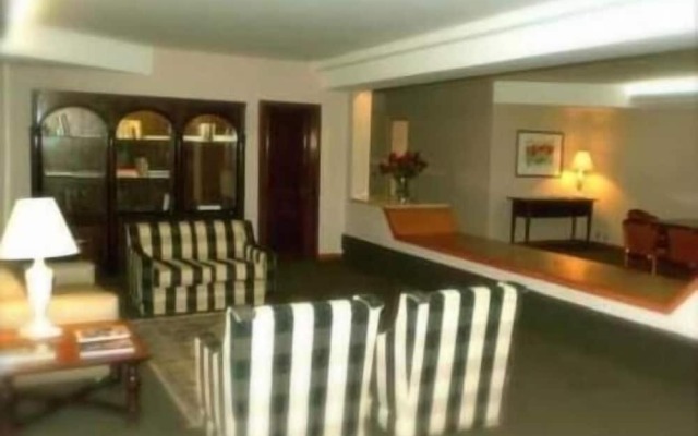 Duque Center Hotel