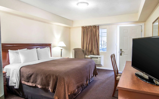 Rodeway Inn Medford South I-5