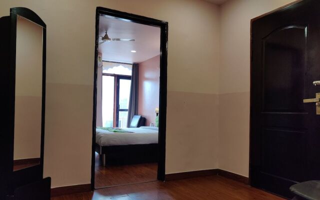City Stay Hotel