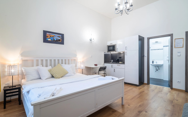 Royal Road Residence