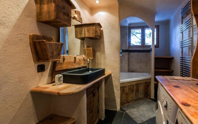 Bosset - Appartement, style chalet. Bien équipé avec cheminée.