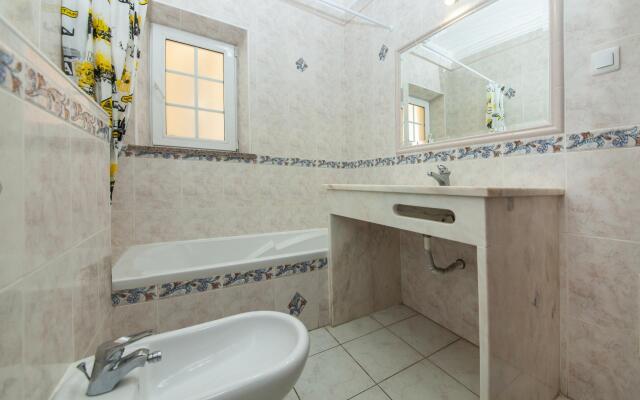 G - Bedroom RC-3 in the Lagos Inn Guesthouse