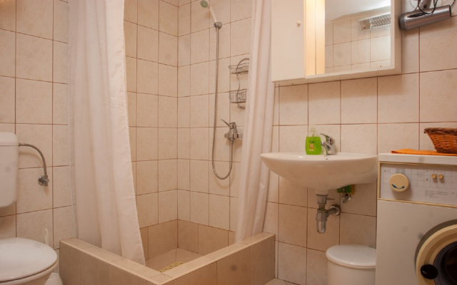 Apartment Sve - with parking : A2 Makarska, Riviera Makarska