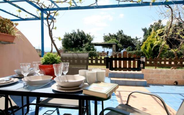 Seaside, relaxing family house with playground! Villa Lavrys 4
