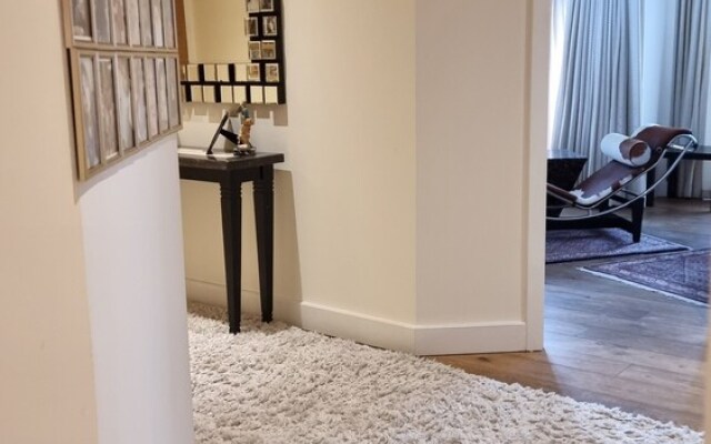 Beautiful and Modern Apartment in North London