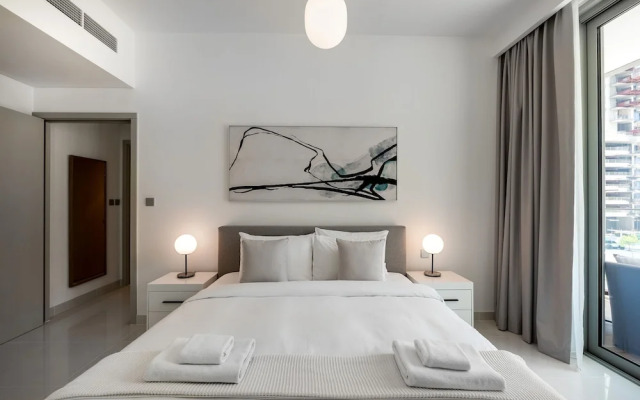 Chic 1BR in Emaar Beachfront